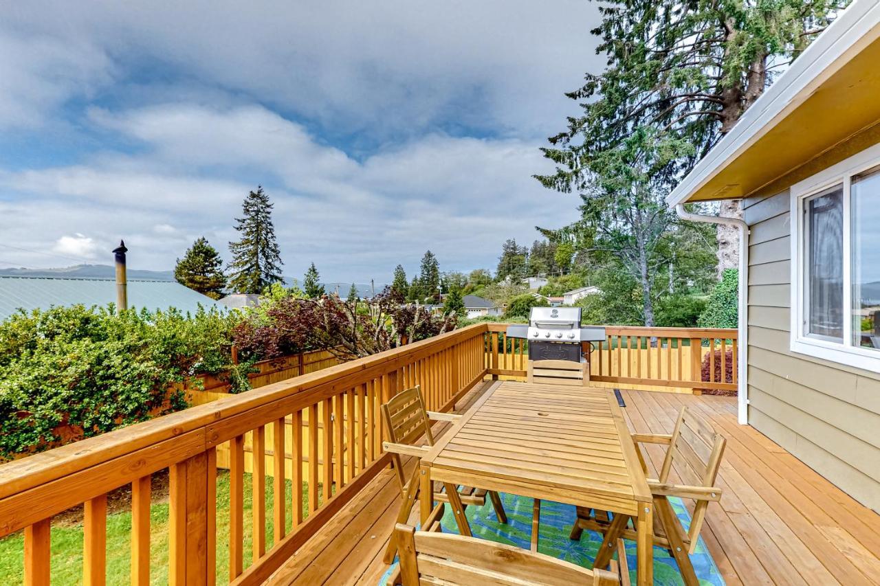 Bonnie'S Bayview Beach House Bay City Exterior foto
